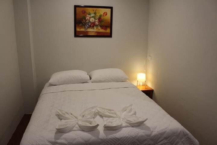 Room 12 of 33