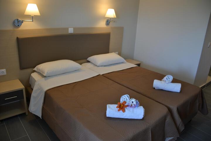 Room 21 of 41