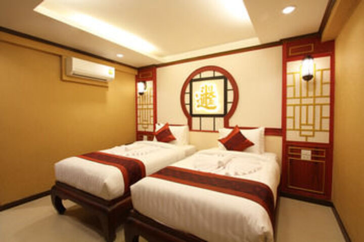 Room 78 of 145