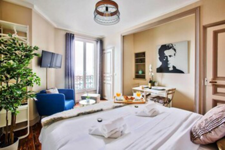 Sacré Cœur Amazing Price