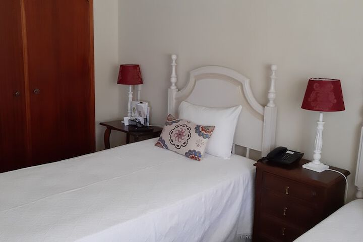 Room 10 of 62