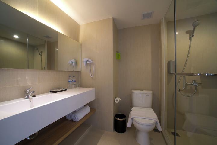 Room 26 of 50