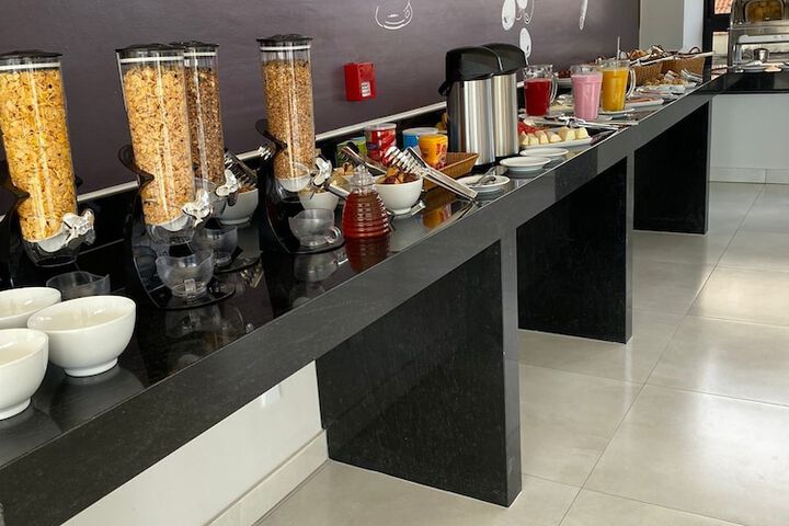 Breakfast/Coffee Service 12 of 14