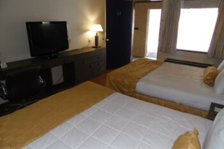 Room 14 of 28