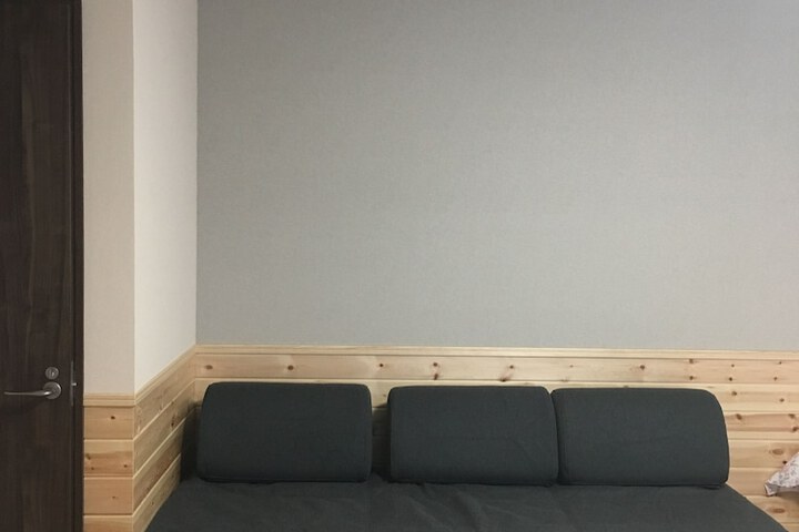 Room 9 of 46