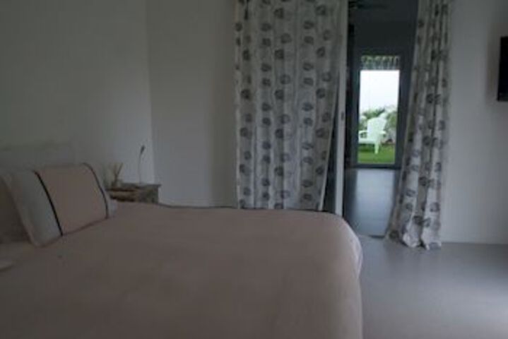 Room 7 of 23