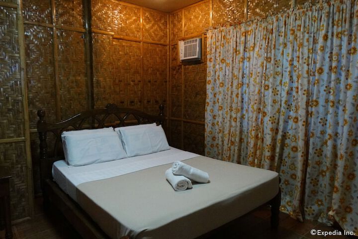 Room 9 of 58