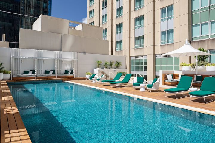 Pool 75 of 138