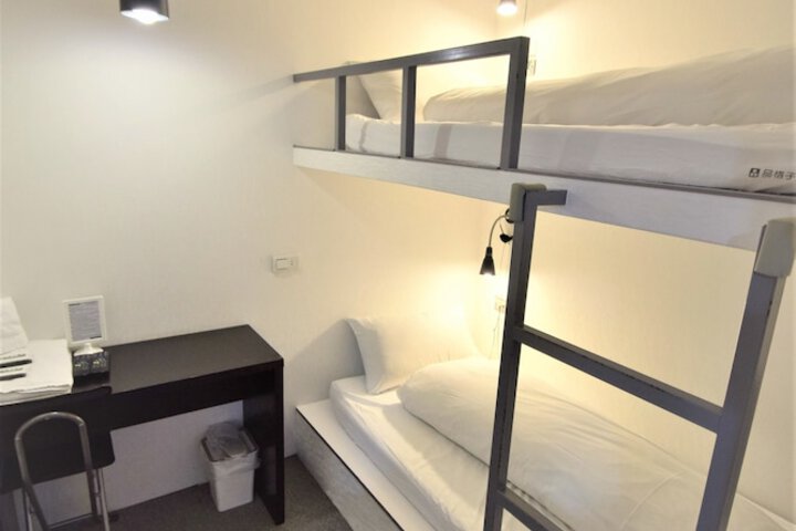 Room 14 of 47
