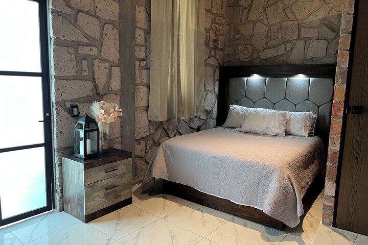 Room 10 of 69