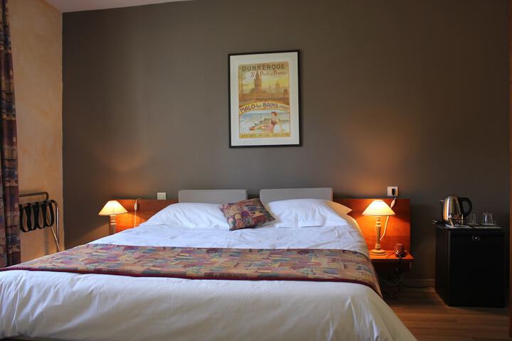 Room 4 of 13