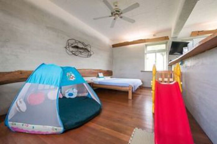 Room 19 of 39