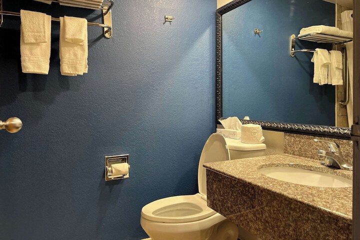 Room 10 of 44