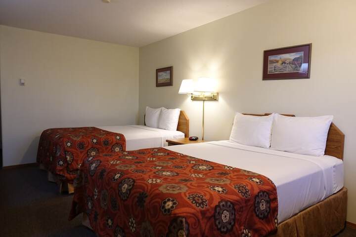 Room 4 of 30
