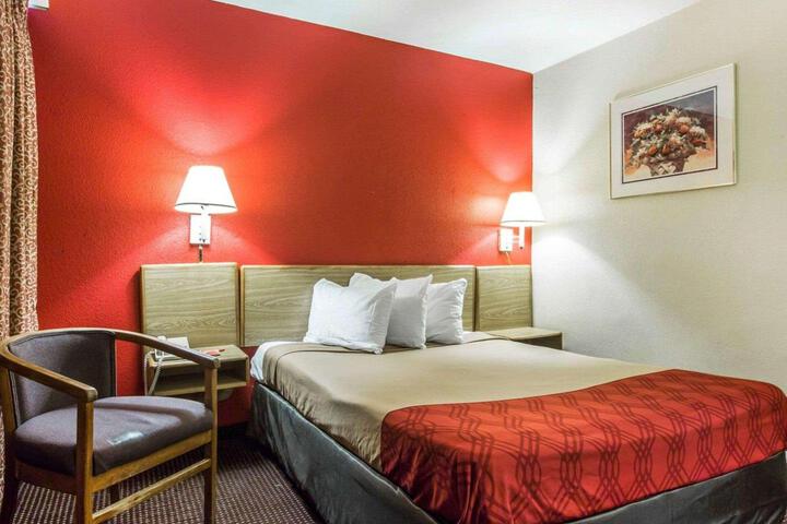 1 Double Bed (3 of 3)