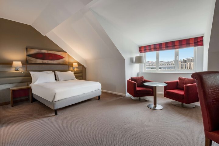 Room 20 of 191