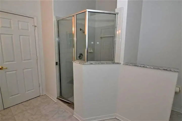 Room 8 of 24