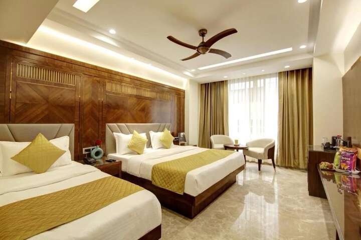 Room 4 of 41