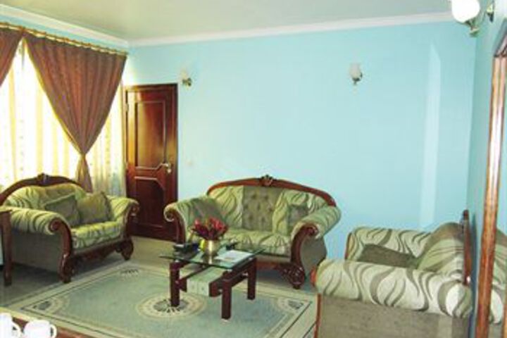 Room 21 of 32