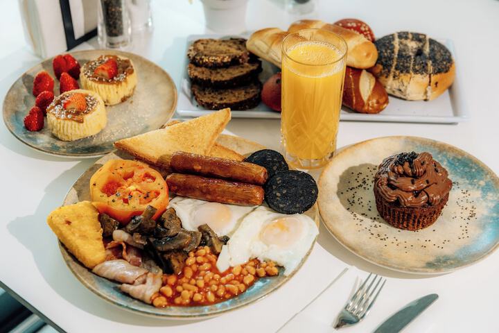 Breakfast/Coffee Service 44 of 52