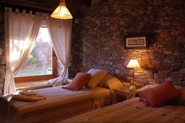 Room 5 of 28