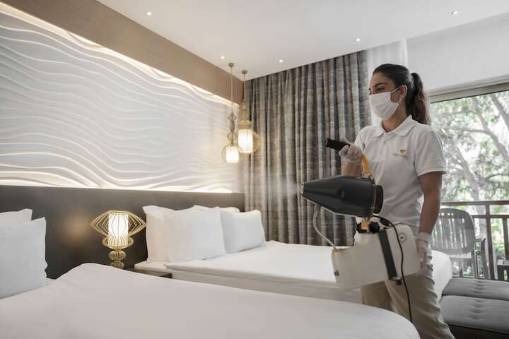 Cleanliness 221 of 225