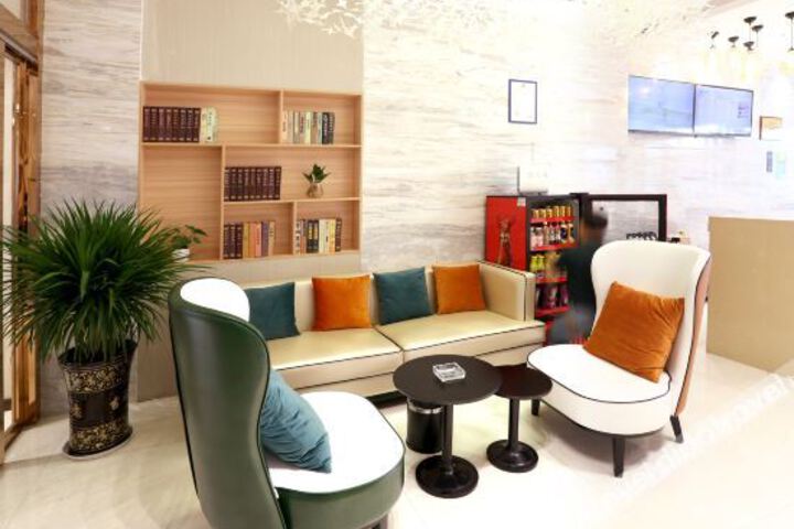 Hotel Interior 20 of 41