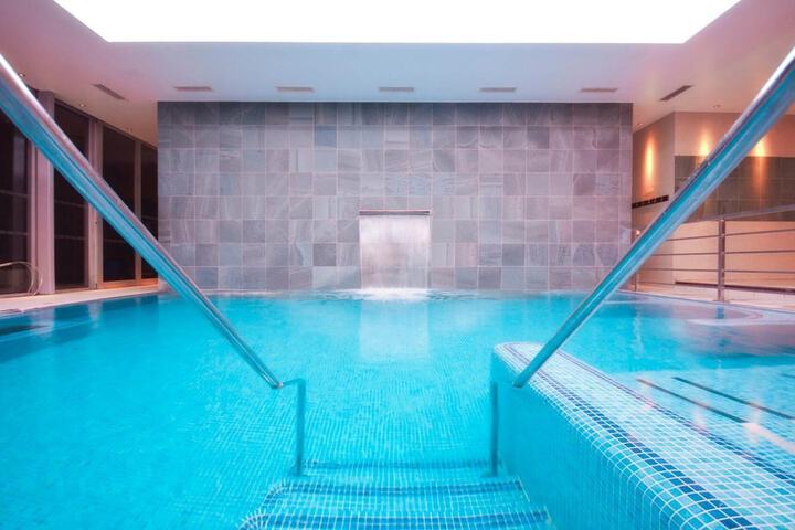 Pool 39 of 74
