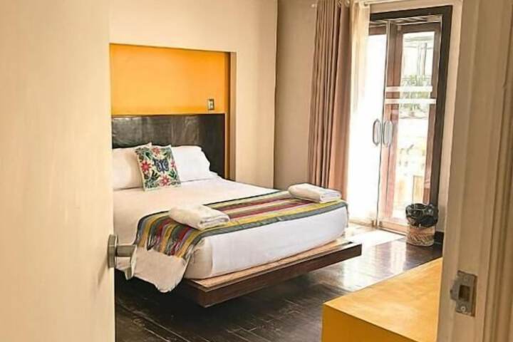 Room 43 of 108