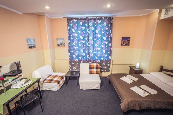 Room 18 of 45