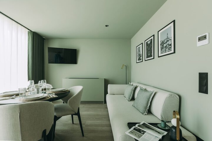 Room 60 of 145