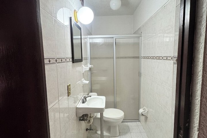 Room 15 of 23