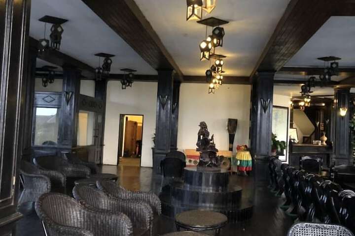 Hotel Interior 4 of 57