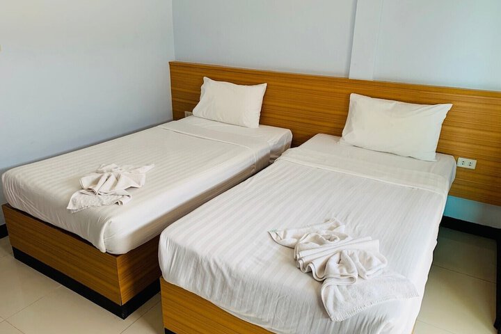 Room 34 of 93