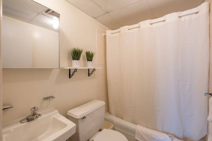 Room 26 of 27