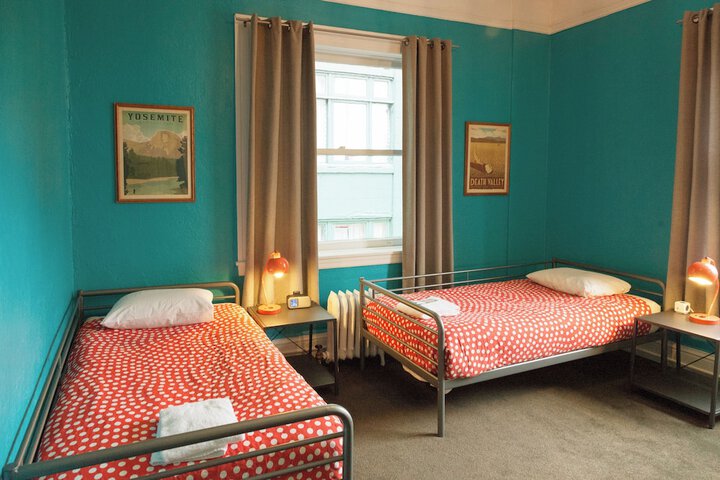 Room 16 of 29