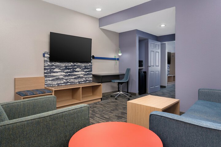 Room 22 of 54