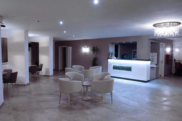 Lobby Entry