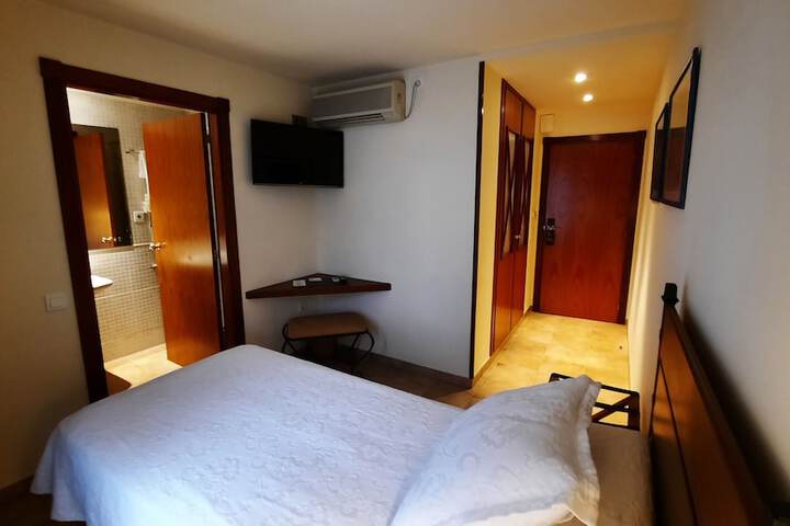 Room 20 of 76