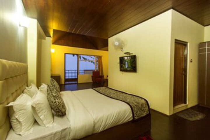 Room 38 of 51