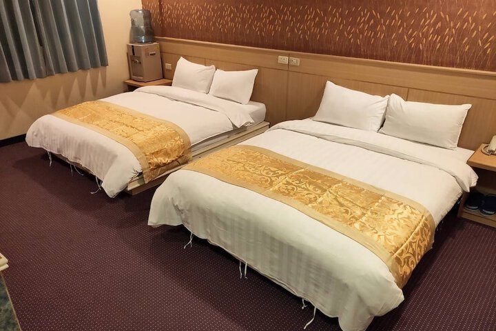 Room 18 of 22