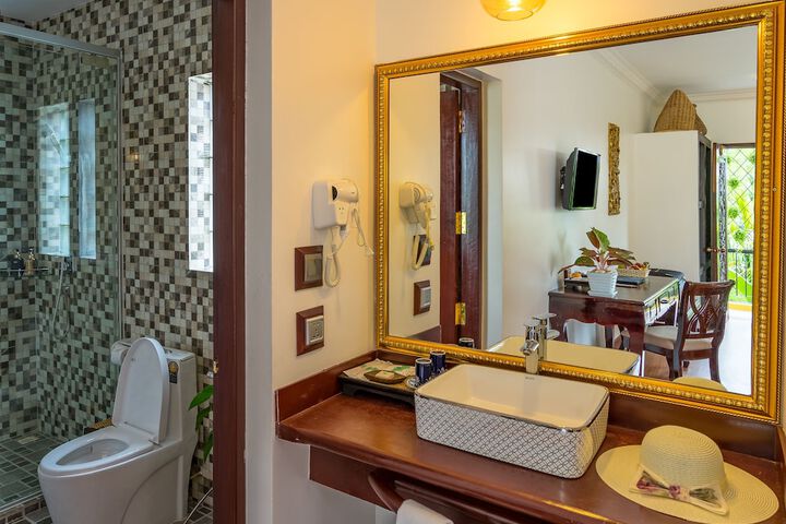 Room 36 of 60