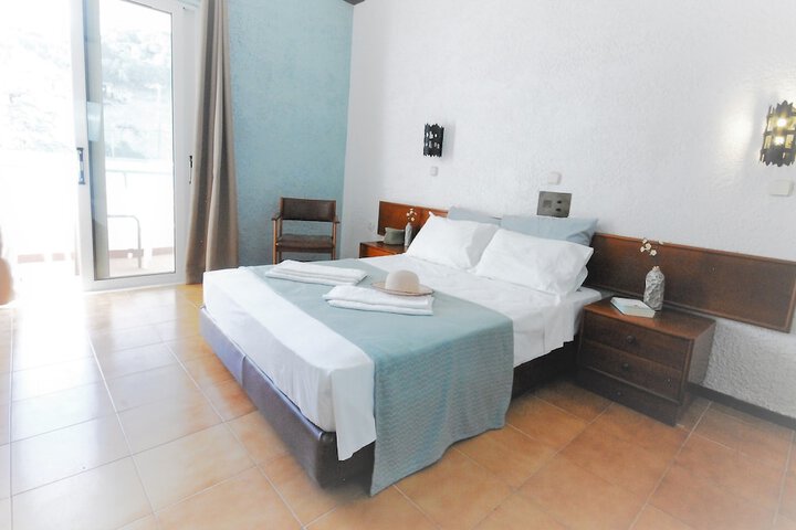 Room 5 of 30
