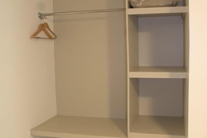 Room 10 of 23