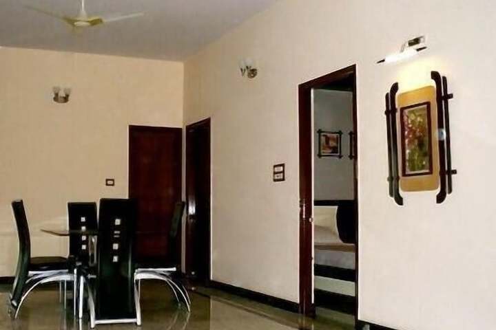 Room 6 of 24