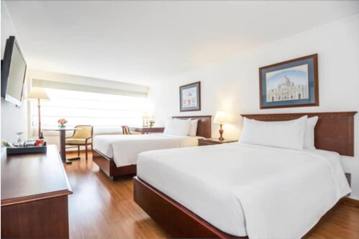 Room 4 of 71