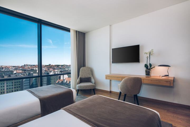 Room 21 of 91