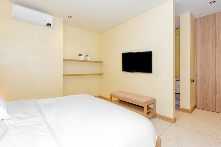Room 18 of 45