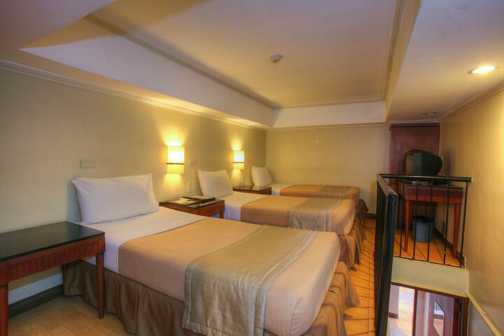 Room 22 of 53