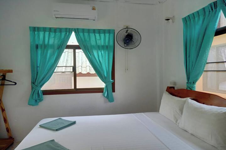 Room 11 of 59